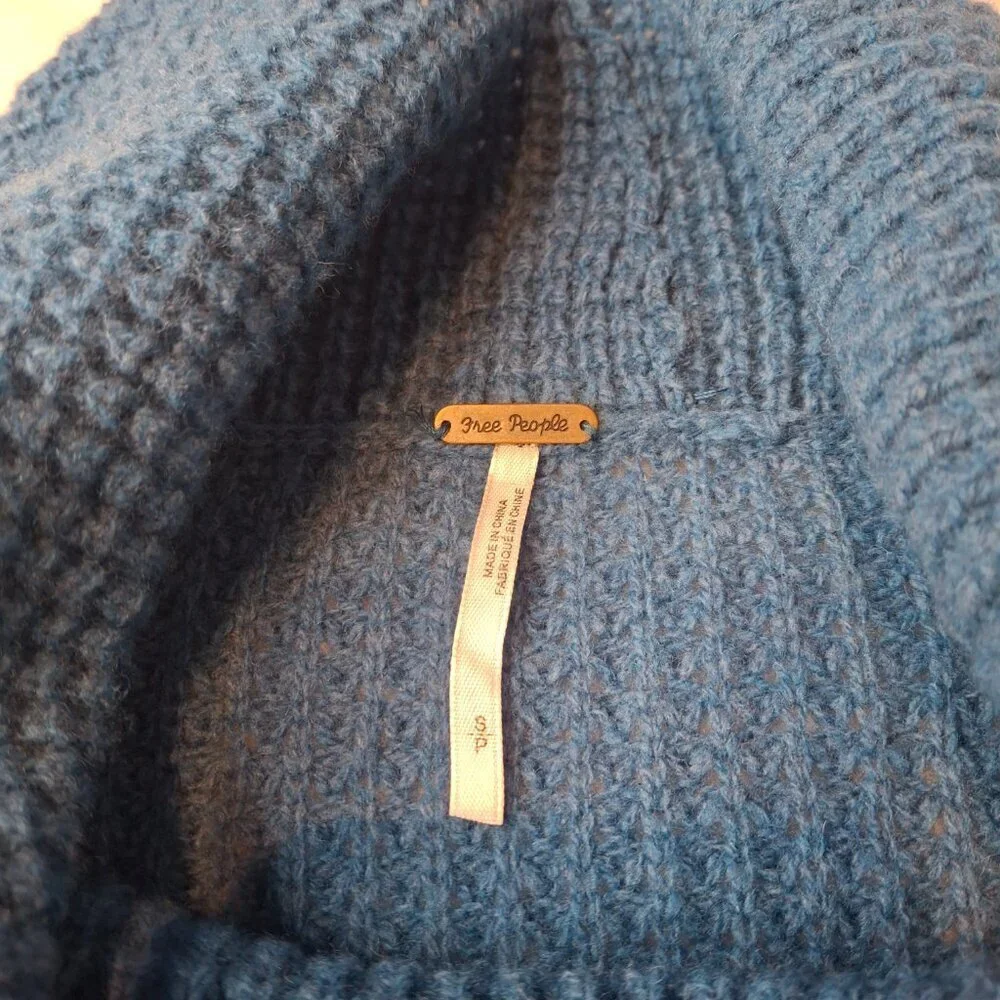 Free People 100% Wool Sweater Sz S Waffle Knit Oversized Slouchy Boho